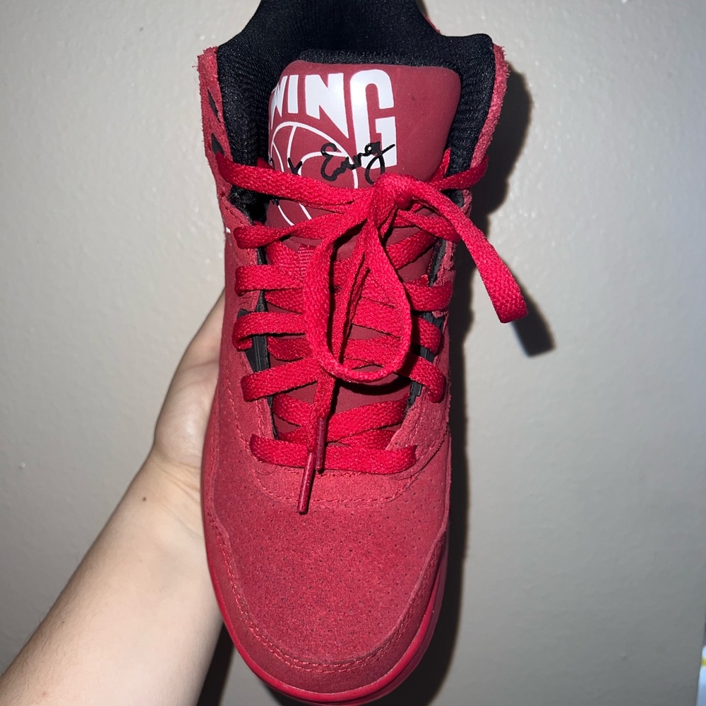 Red Patrick Ewings Size 6Y = 8 In Womens